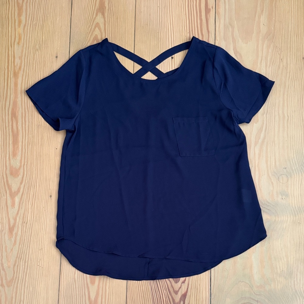 Francesca's Collections Navy Blue Sleeveless Blouse